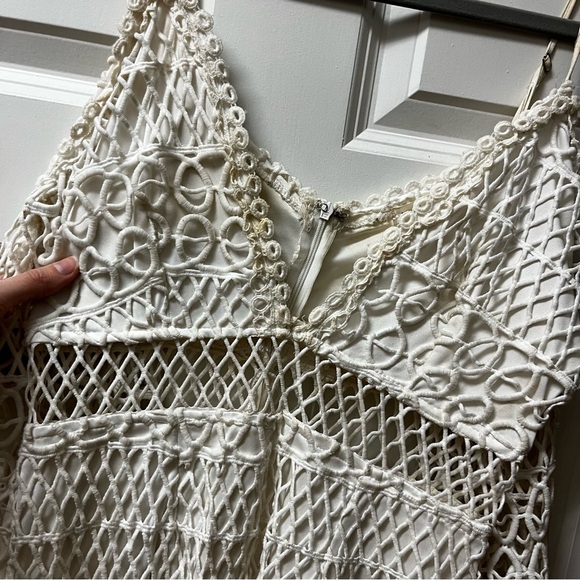 LF DETAILED ROMPER - Picture 5 of 6